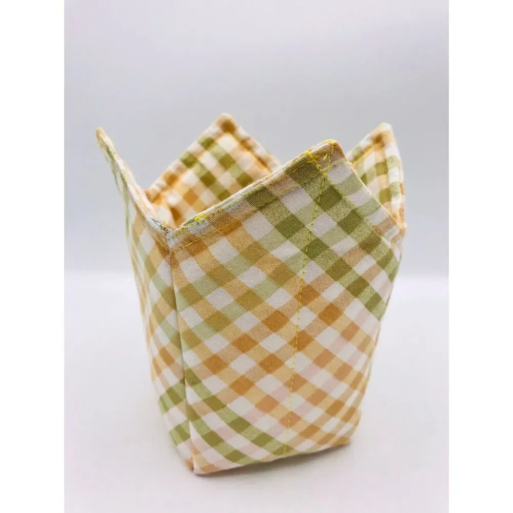 Microwave Pint Size Cozy for Noodles, Oatmeal, Stir Fry, Hot or Cold Ice Cream
